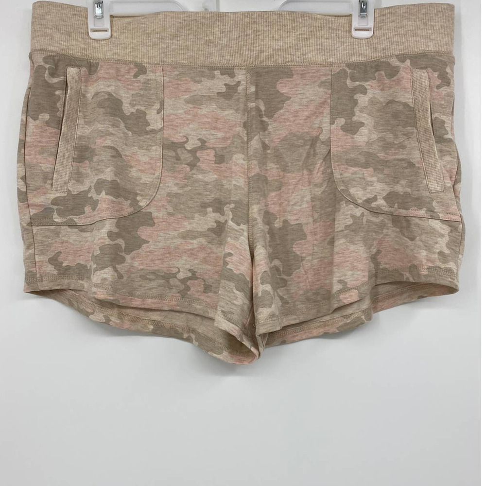 Davina Womens Tan Brown Pink Camo Shorts NEW XXXL